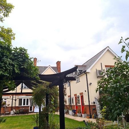 Peaceful Self Contained Studio In Lovely Garden. Hinckley Eksteriør bilde